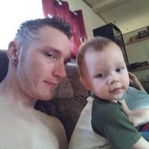 Meet your Posher, Adam